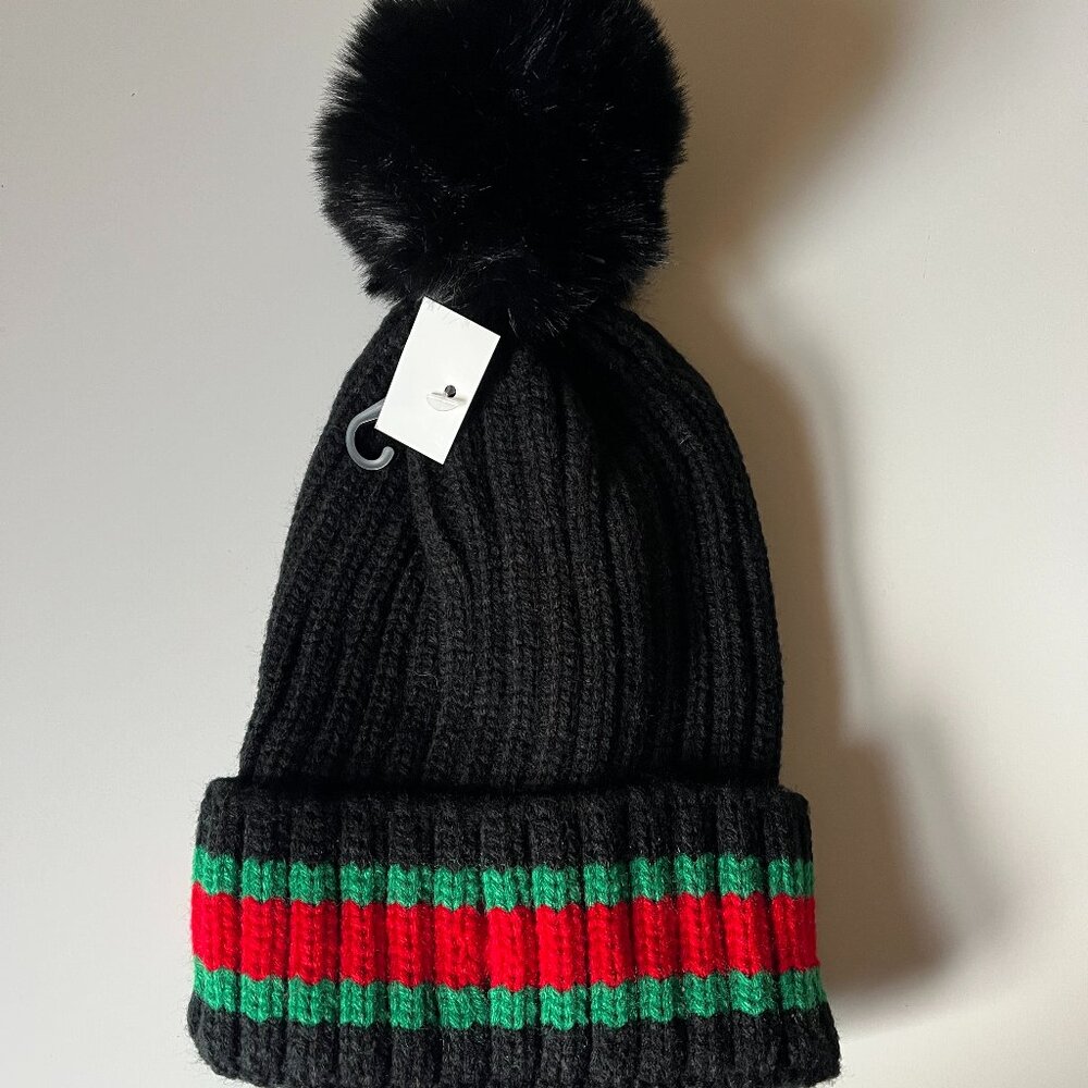 NEW 100% acrylic knit black beanie with pom pom and green & red band